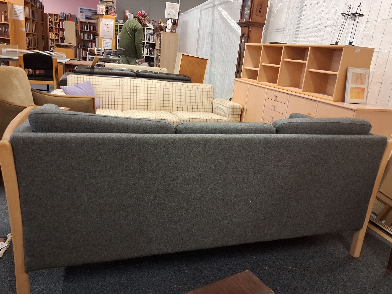 Grå sofa